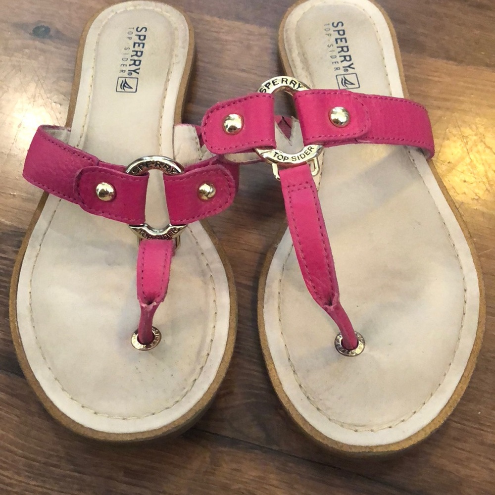 Sperrys sandals